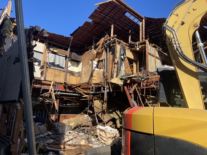 看板製作 東京 工場兼住宅の解体工事